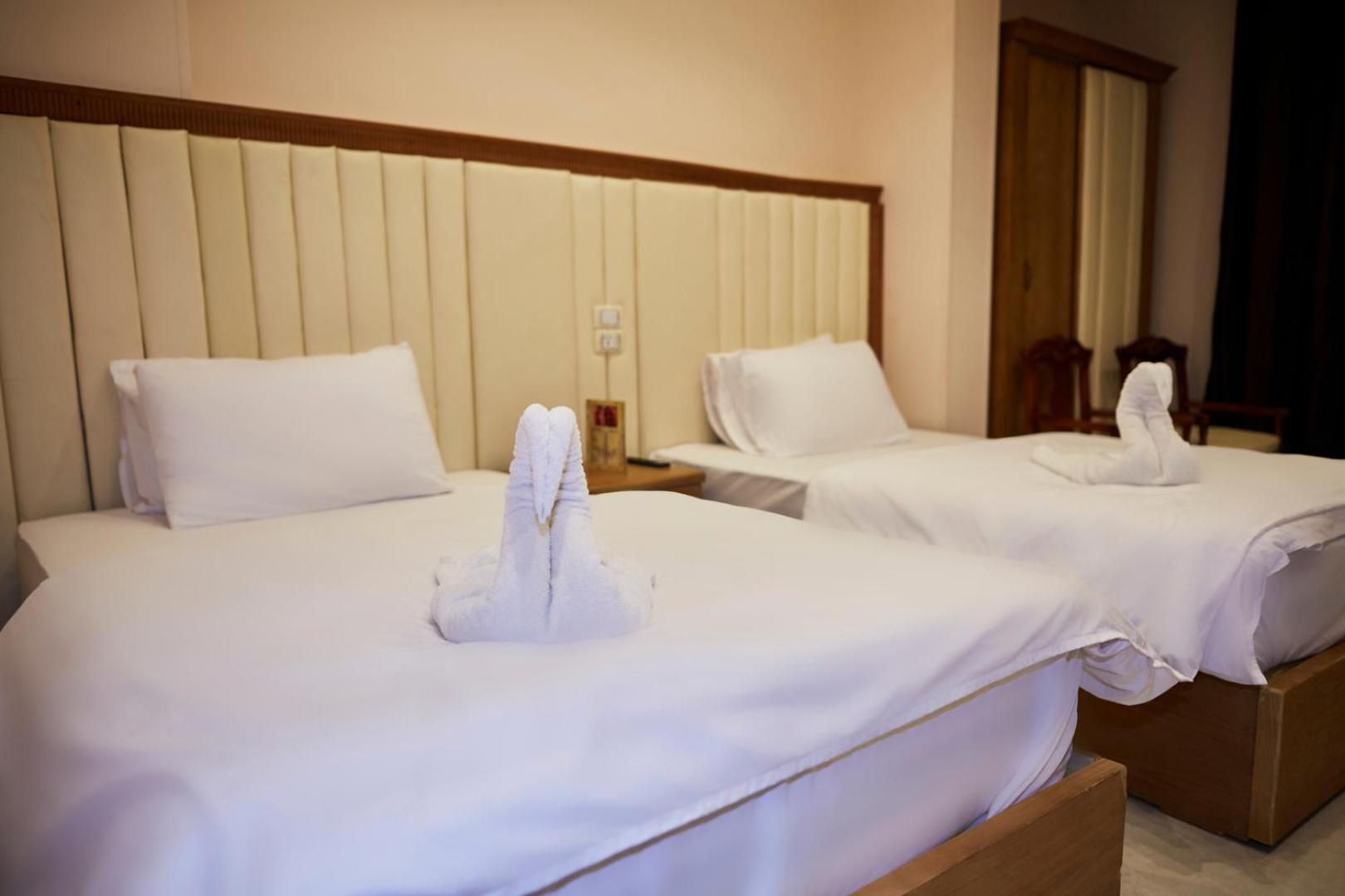 Grand Pyramid View Hotel Kafret el-Gabal エクステリア 写真