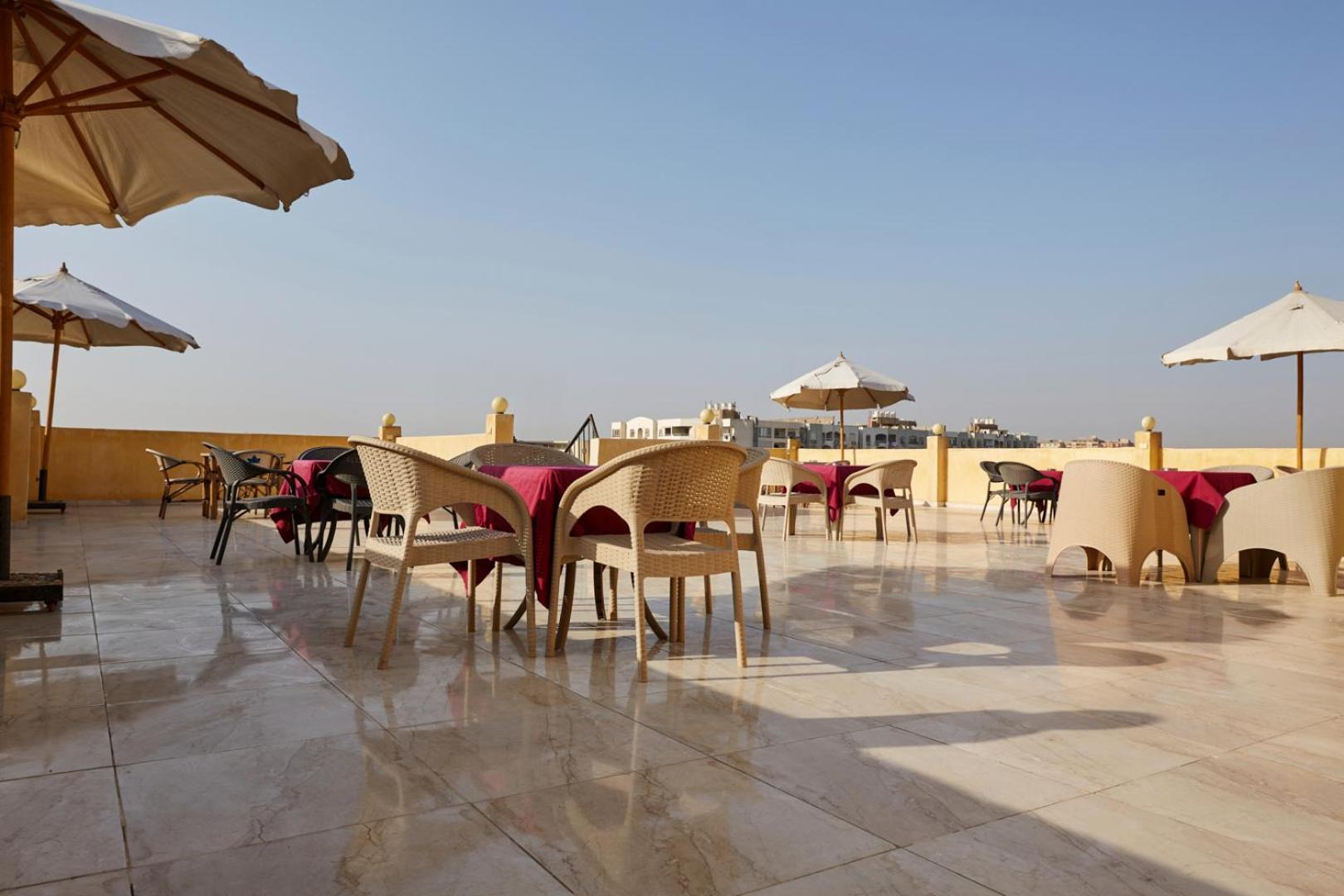 Grand Pyramid View Hotel Kafret el-Gabal エクステリア 写真