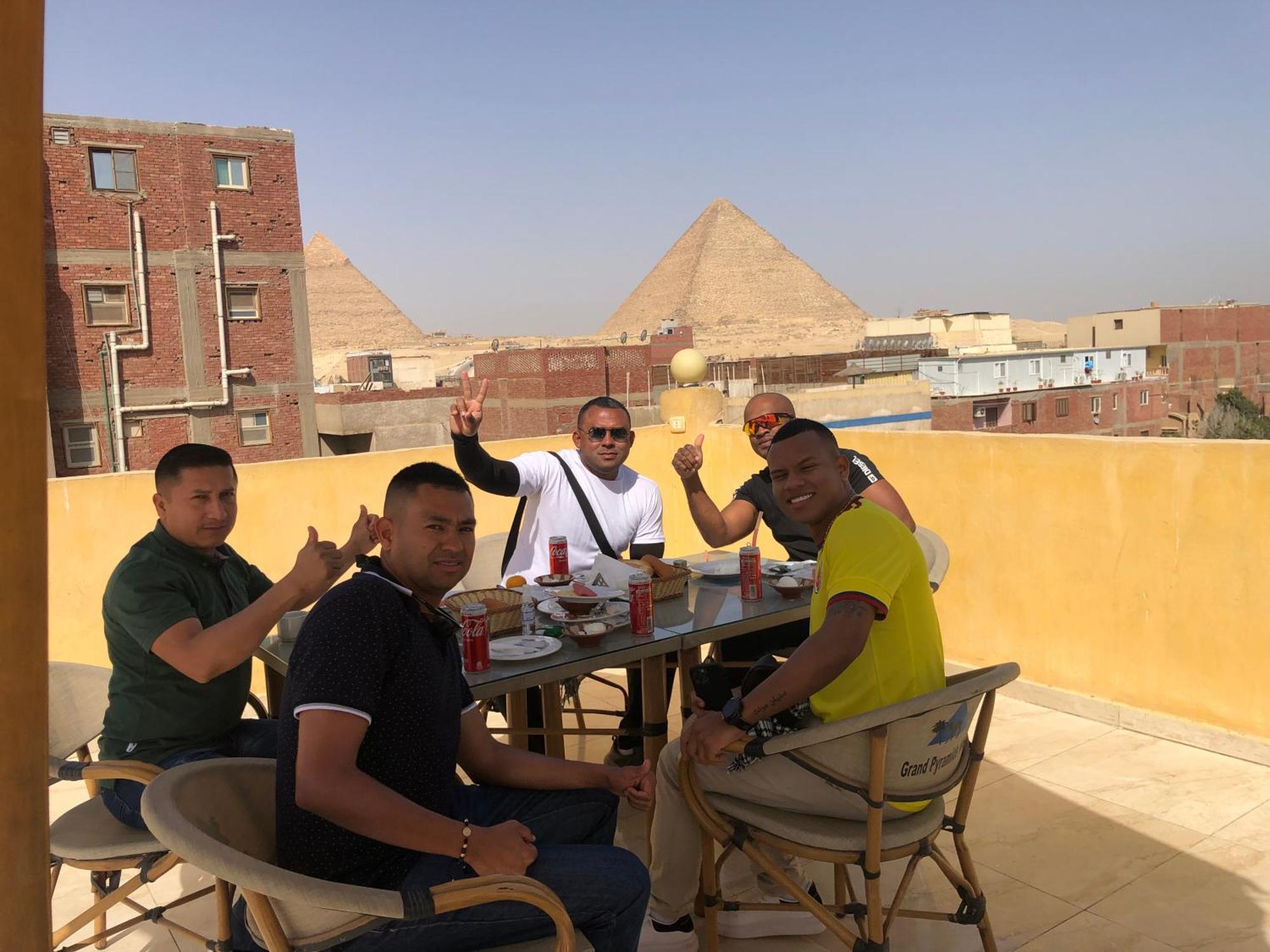 Grand Pyramid View Hotel Kafret el-Gabal エクステリア 写真