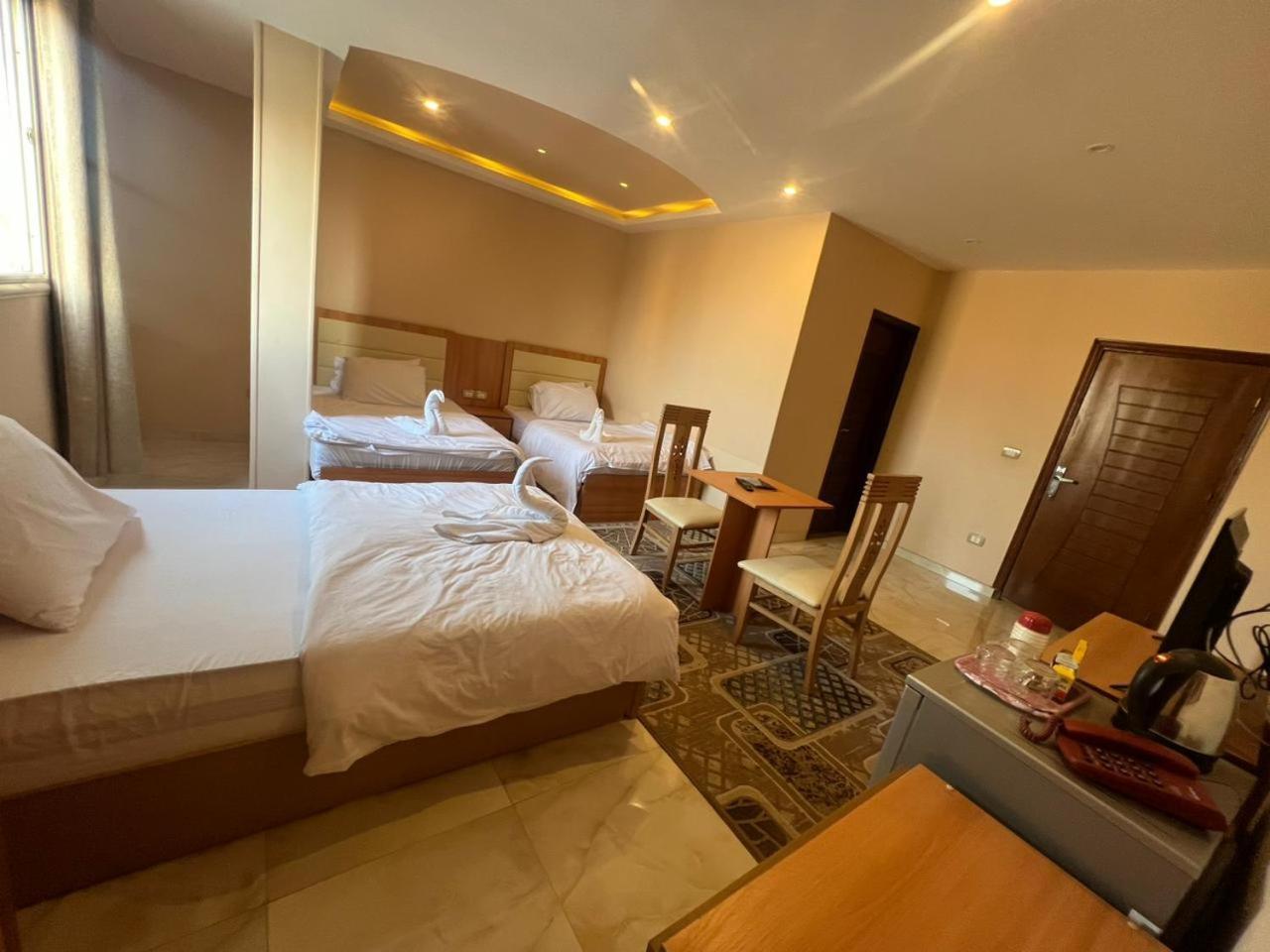 Grand Pyramid View Hotel Kafret el-Gabal エクステリア 写真