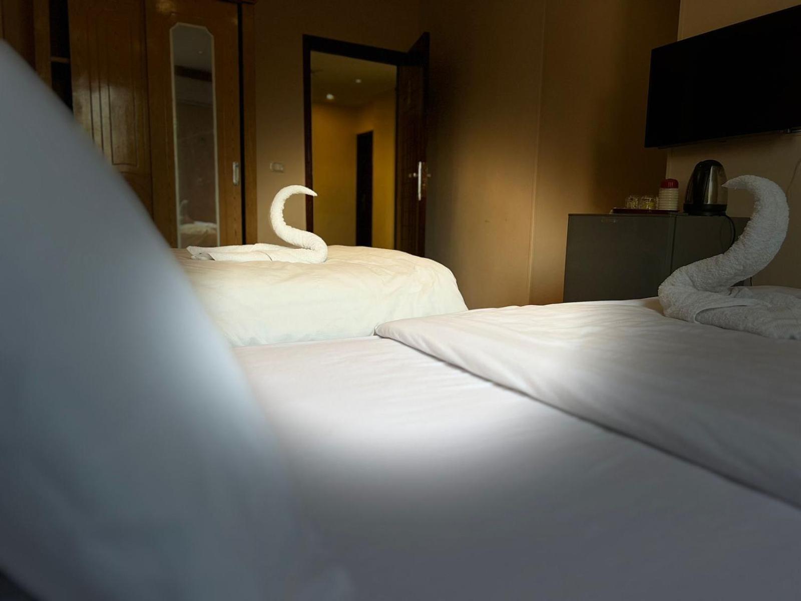 Grand Pyramid View Hotel Kafret el-Gabal エクステリア 写真